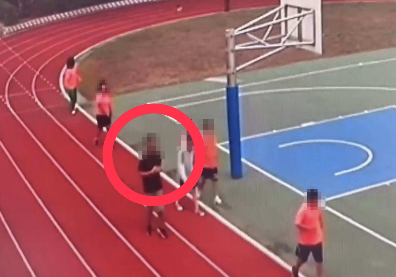 校園晨跑驚魂!芬園國小老師晨跑倒地 全校急救送醫 - https://www.watchmedia01.com