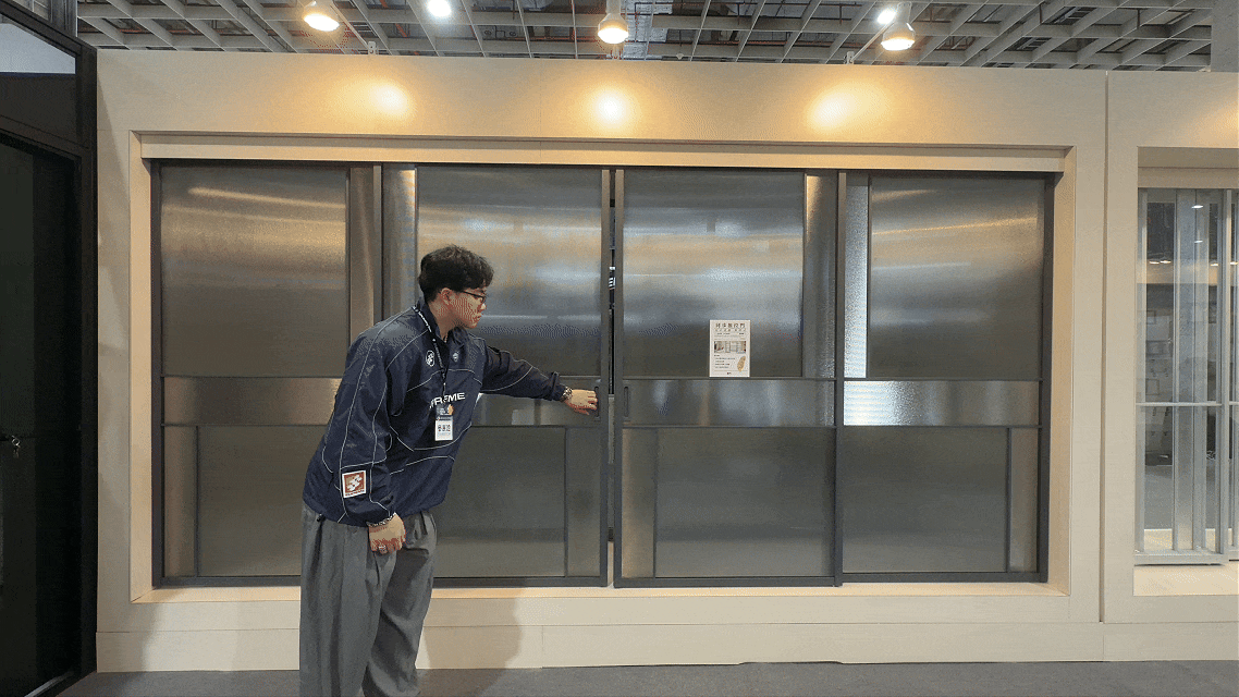 圖2：同步推拉門