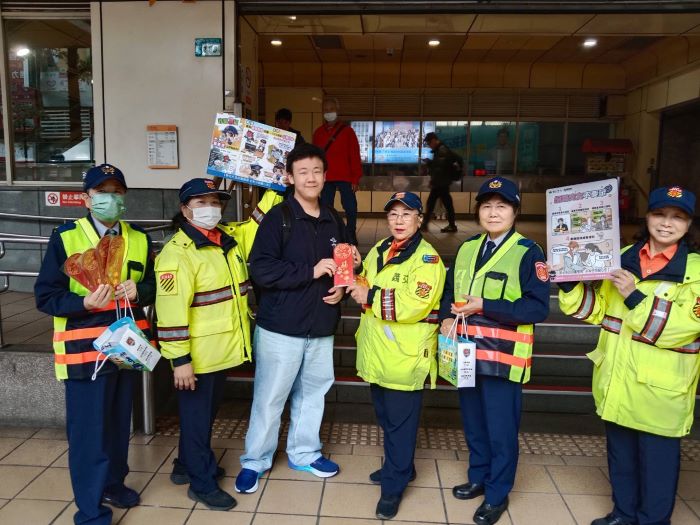 《圖說》重要節日安全維護工作結合義警等民間力量，共同投入巡守與宣導工作，擴大社區安全網絡，營造安定祥和的生活環境。〈永和分局提供〉