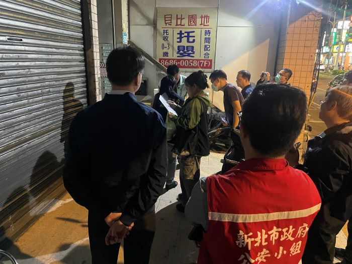 《圖說》市府公安小組跨局處聯合稽查。〈環保局提供〉