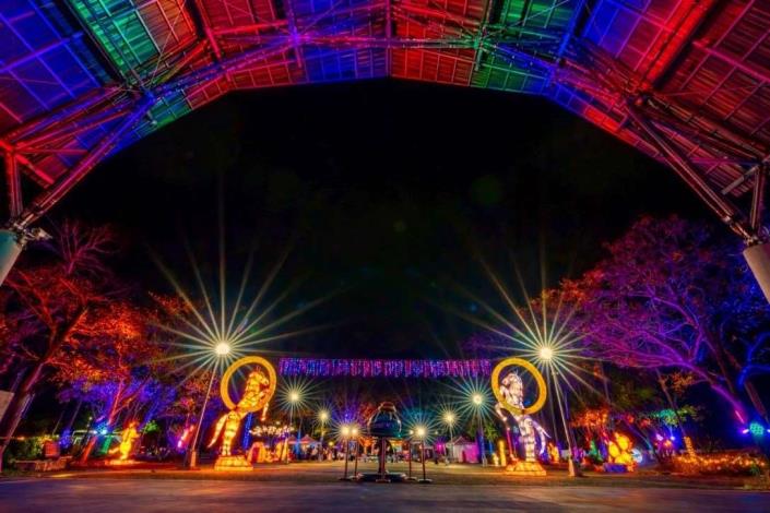 雲林縣縣管公園及綠地新春燈飾設計佈置奪2026繆思金獎,連三年獲國際肯定,展現雲林城市美學實力。