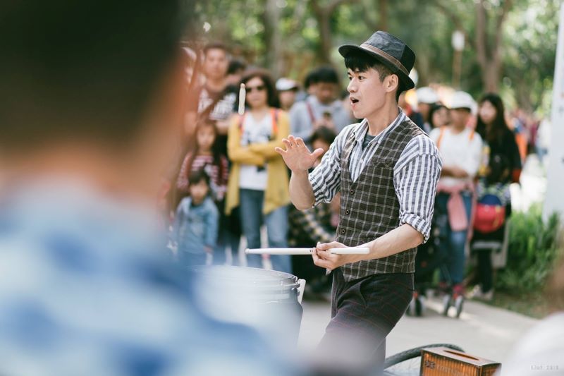 《圖說》「FUN藝夏+戶外劇場」8月1日至8月23日，連續4週末於新北市美術館戶外園區登場。〈文化局提供〉